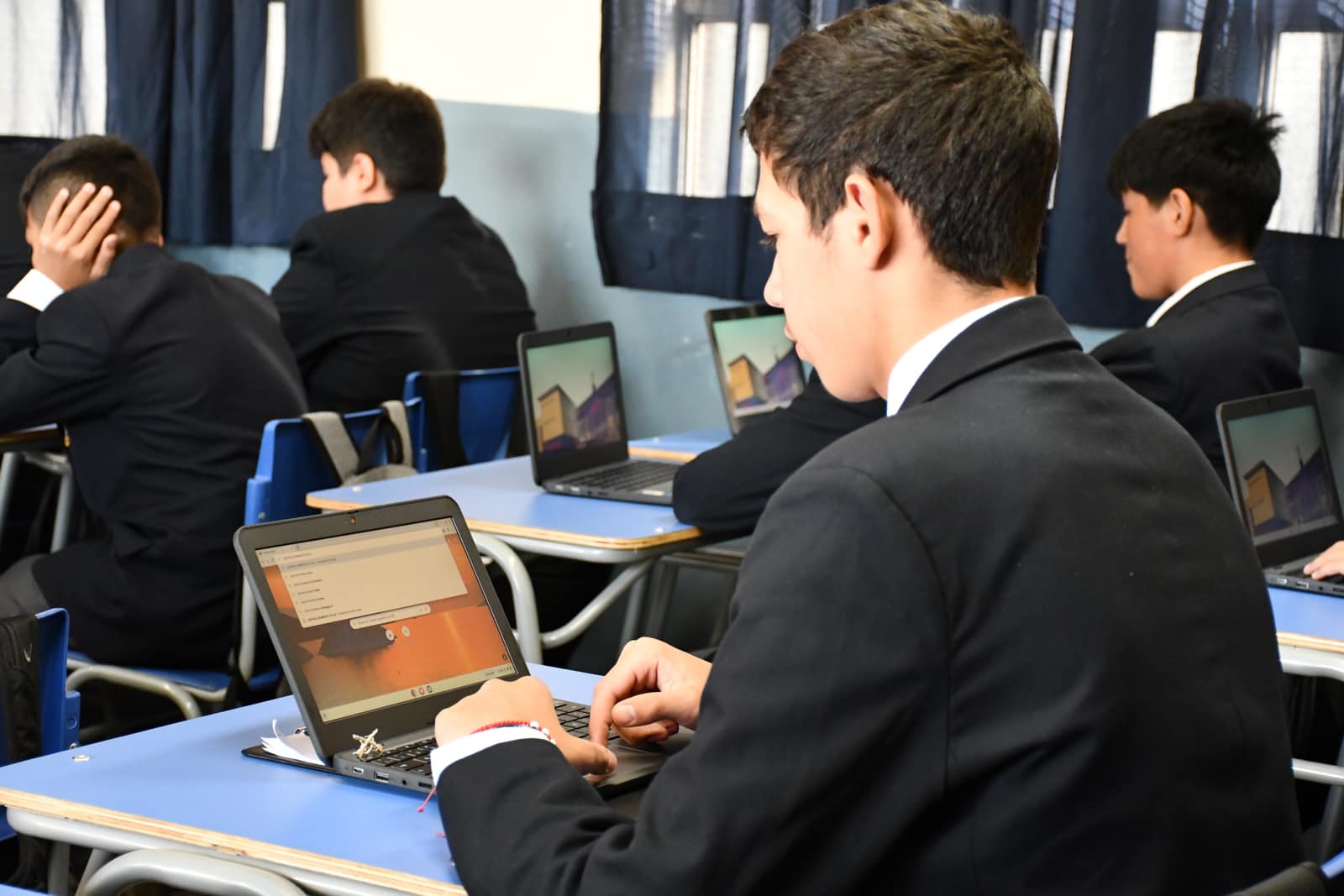 Chromebook primer plano